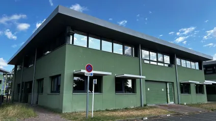 Bureaux à louer à Canéjan avec places de parking et accès direct à la rocade - Offre immobilière - Arthur Loyd
