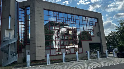Bureaux à louer à Pessac Europarc avec parking et accès transports en commun facile - Offre immobilière - Arthur Loyd