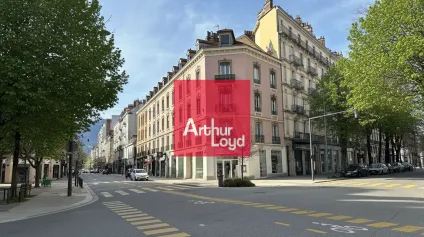 Local commercial à vendre Grenoble grande vitrine emplacement stratégique - Offre immobilière - Arthur Loyd