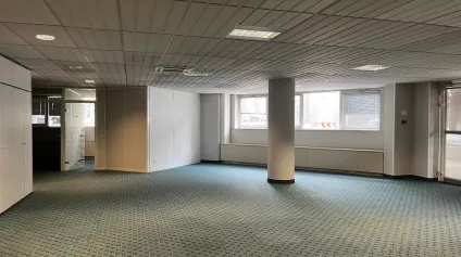 BUREAUX A VENDRE CENTRE VILLE CREIL - Offre immobilière - Arthur Loyd