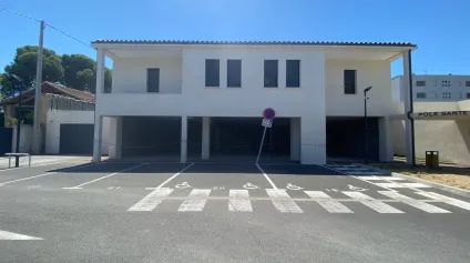 138m² de local commercial à louer dans un pole médical - SALON DE PROVENCE - Offre immobilière - Arthur Loyd
