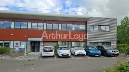 Bureaux à louer à Wambrechies surface de 172 m² disponible - Offre immobilière - Arthur Loyd
