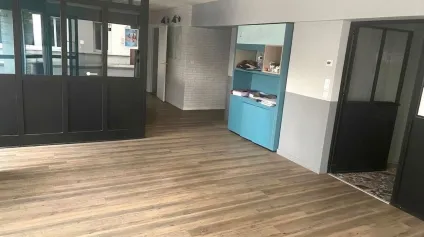 À LOUER : Bureaux de 156 m² en rez-de-chaussée à Feurs - Offre immobilière - Arthur Loyd