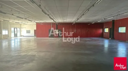 BLOIS - VENTE LOCAL D'ACTIVITÉ DE 898,03 M² - ZI NORD - Offre immobilière - Arthur Loyd