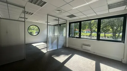 BUREAUX à LOUER de 286 m² - Offre immobilière - Arthur Loyd