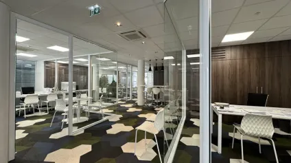TOURS NORD BUREAUX COMMERCIAUX A VENDRE 351 M² AXE PASSANT POSSIBILITE LOCATION - Offre immobilière - Arthur Loyd