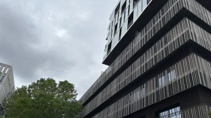Bureaux à louer ou à vendre à Nantes avec balcon et parking sécurisé - Offre immobilière - Arthur Loyd