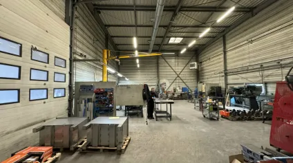 SAINT PATERNE RACAN LOCAL D'ACTIVITE À VENDRE 1 200 M² - Offre immobilière - Arthur Loyd