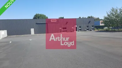 CLERMONT-FERRAND A LOUER LOCAL ACTIVITE 440 M² - PARCELLE 3100 M² - Offre immobilière - Arthur Loyd