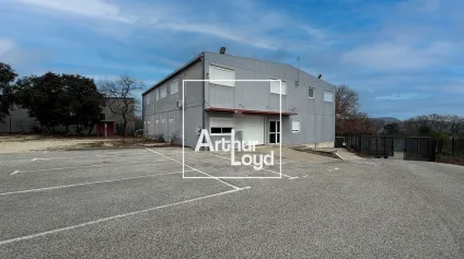 Locaux d activité à louer Orsan répartition bureaux et stockage - Offre immobilière - Arthur Loyd