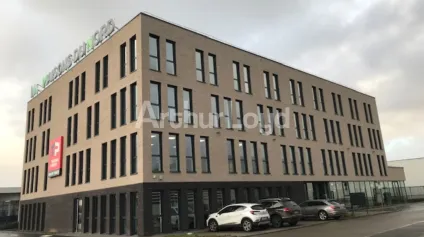 Bureaux à louer à Seclin espaces modernes et parking privatif sur site - Offre immobilière - Arthur Loyd
