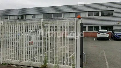 Bureaux modulables à louer à Tourcoing - Espaces flexibles avec parking et jardin - Offre immobilière - Arthur Loyd