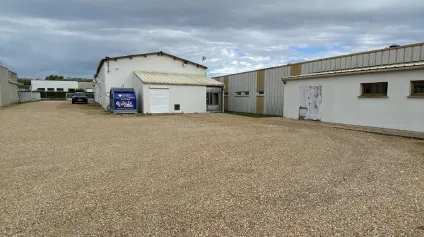 Local d'activité à vendre à CHARTRES 28000 - Offre immobilière - Arthur Loyd