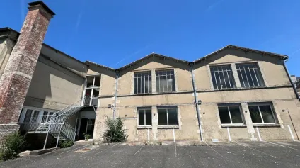 Ensemble immobilier rare à réhabiliter au centre-ville d'Angoulême - Offre immobilière - Arthur Loyd