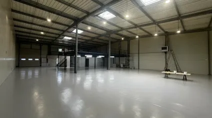 LOCAL D'ACTIVITE - ENTREPOT à LOUER de 746 m² - Offre immobilière - Arthur Loyd