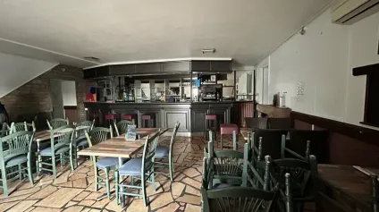 1ère couronne Chalon sur Saône - Local commercial à usage de restaurant à vendre - Offre immobilière - Arthur Loyd