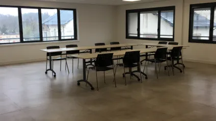A vendre espace pour bureaux de 440m2 Montbéliard quartier ancien hôpital - Offre immobilière - Arthur Loyd