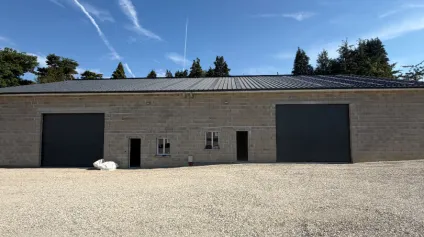 <br />Local d'activité 400 m2 à la vente - à 20min de Limoges - SUD du département<br /> - Offre immobilière - Arthur Loyd