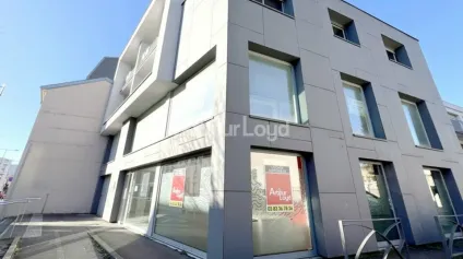 LOCAL COMMERCIAL à LOUER de 131 m² - Offre immobilière - Arthur Loyd