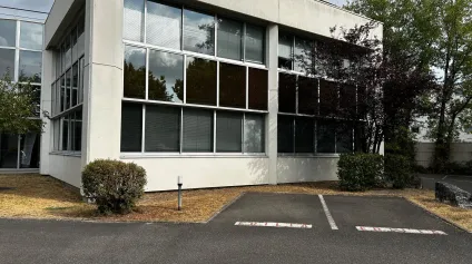 Bureaux à louer à Mérignac Parc Kennedy avec 24 places de stationnement - Offre immobilière - Arthur Loyd