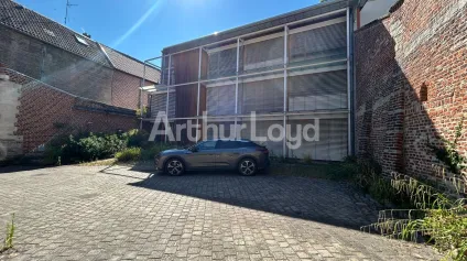 Immeuble de bureaux indépendant aux prestations très soignées à vendre dans le Vieux Valenciennes - Offre immobilière - Arthur Loyd