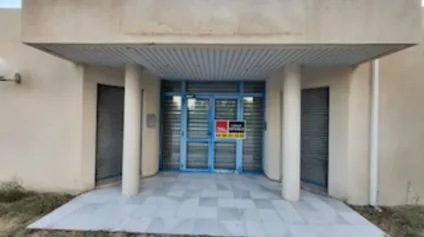 Bureaux à vendre avec terrain privatif à Avignon Courtine en rez-de-chaussée - Offre immobilière - Arthur Loyd