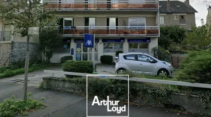 A LOUER Bureaux de 158 m2- Centre de Brive-Paking - Offre immobilière - Arthur Loyd