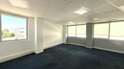 POITIERS SAINT BENOIT - BUREAUX NEUFS A LOUER SECTEUR POLYCLINIQUE - 184 m² - Offre immobilière - Arthur Loyd