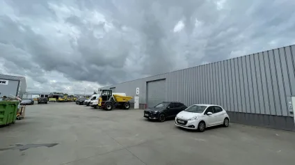 A LOUER - LOCAL DE STOCKAGE - Offre immobilière - Arthur Loyd