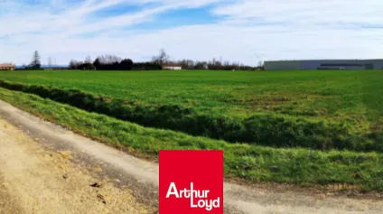 TERRAIN FACADE AUTOROUTE A 40 - VENTE - Offre immobilière - Arthur Loyd