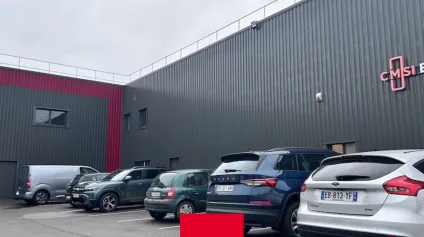 BOURG SUD - SORTIE D'AUTOROUTE - BUREAUX NEUFS À LOUER - Offre immobilière - Arthur Loyd