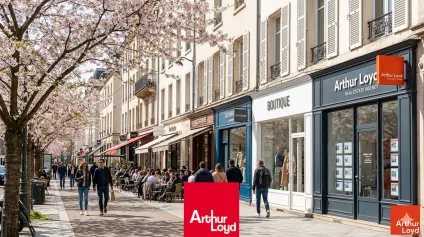 A VENDRE A INVESTISSEUR | LOCAUX COMMERCIAUX | OYONNAX - CENTRE VILLE - Offre immobilière - Arthur Loyd