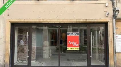 LOCAL COMMERCIAL à LOUER de 173 m² - Offre immobilière - Arthur Loyd