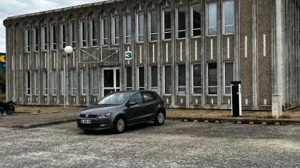 Bureaux cloisonnés à louer à Bordeaux avec parkings extérieurs - Offre immobilière - Arthur Loyd