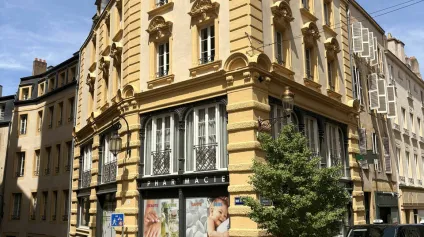 LOCAL COMMERCIAL à LOUER de 140 m² - Offre immobilière - Arthur Loyd