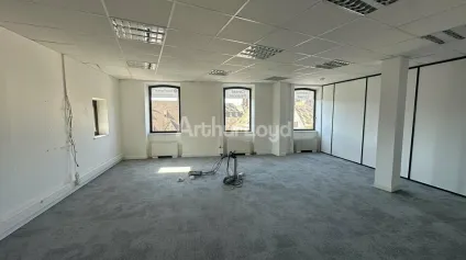 BUREAUX à VENDRE de 1289 m² - Offre immobilière - Arthur Loyd
