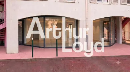 LA BIOLLE (73410)  Local commercial de 116 m² idéalement situé en cur de village - Offre immobilière - Arthur Loyd