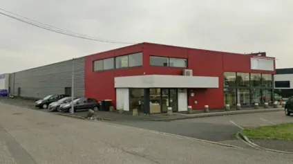 LOCAL COMMERCIAL à LOUER de 1210 m² - Offre immobilière - Arthur Loyd