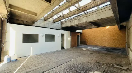 EXCLUSIVITÉ NOUVELLE OFFRE - A LOUER LOCAUX D'ACTIVITÉ DE 111 m² VEC BUREAU ZONE INDUSTRIELLE ET PORTUAIRE DU HAVRE - Offre immobilière - Arthur Loyd