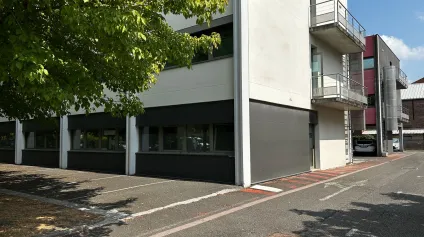 Bureaux à louer à Bordeaux Bastide surfaces modulables et ascenseur - Offre immobilière - Arthur Loyd