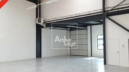 A LOUER - local d'activités NEUF - Offre immobilière - Arthur Loyd