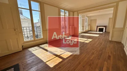 Bureaux 145m² à louer Troyes Centre ville - Offre immobilière - Arthur Loyd