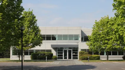 Entrepôt à louer à Tremblay 6266 m² grande hauteur proche Roissy CdG - Offre immobilière - Arthur Loyd