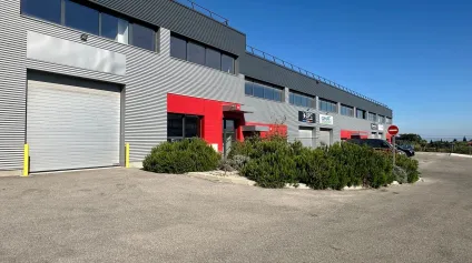 Locaux d'activités et bureaux à louer à GIGNAC LA NERTHE - Offre immobilière - Arthur Loyd