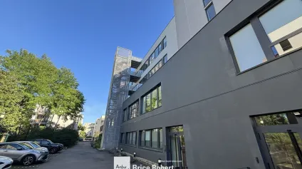 Bureaux à vendre ou à louer à Vaulx-en-Velin avec grande terrasse privative - Offre immobilière - Arthur Loyd