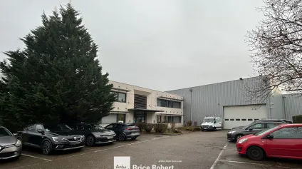 Vente local d'activités à Chaponost avec grande hauteur sous plafond et pont roulant - Offre immobilière - Arthur Loyd