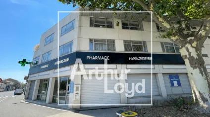 BUREAUX A LOUER - MONTPELLIER CENTRE-VILLE - PROXIMITE IMMEDIATE TRAMWAY LIGNE 5 - Offre immobilière - Arthur Loyd