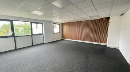 Bureaux à louer à BOIS GUILLAUME 76230 - Offre immobilière - Arthur Loyd