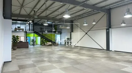 LOCAL COMMERCIAL location à LISSES 91090 - Offre immobilière - Arthur Loyd