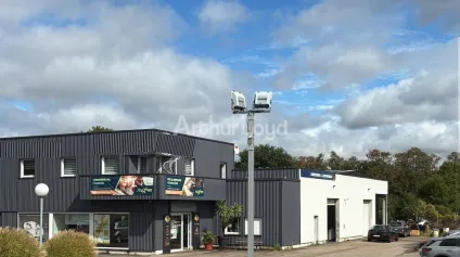 LOCAL D'ACTIVITE - ENTREPOT à VENDRE de 723 m² - Offre immobilière - Arthur Loyd